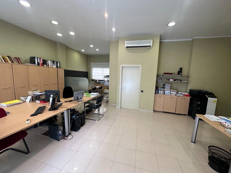 View Photo