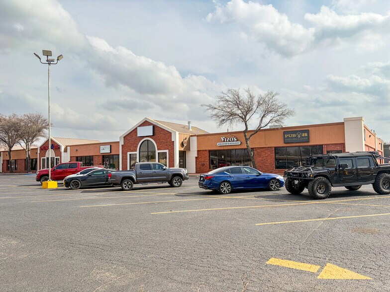 3103-3135 34th St, Lubbock, TX à louer - Photo de l’immeuble – Image 2 sur 5