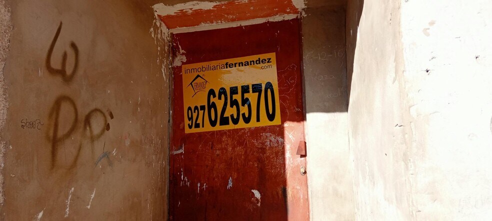 Local commercial dans Cáceres, Cáceres à vendre - Photo de l’immeuble – Image 2 sur 3