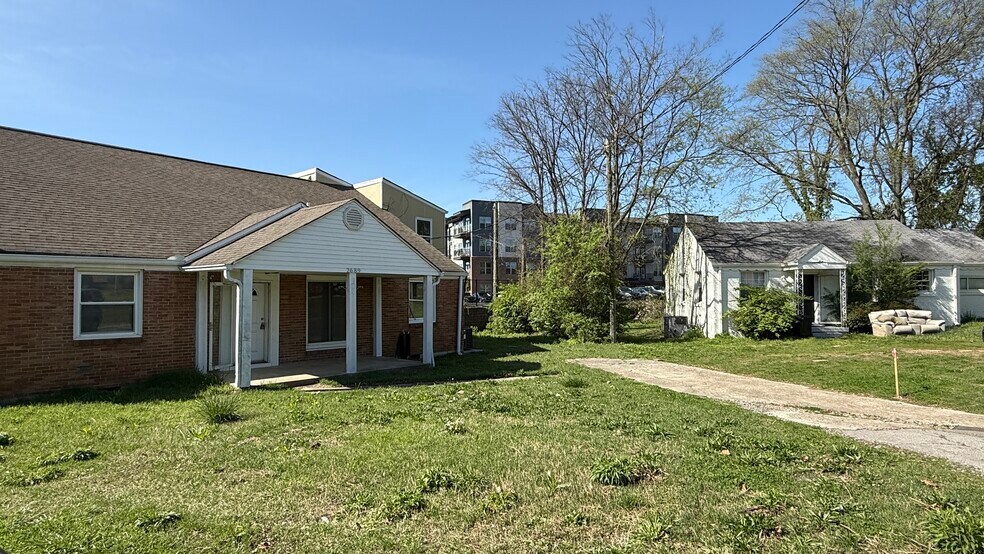 2689 Fessey Ct, Nashville, TN à vendre - Photo de l’immeuble – Image 3 sur 7