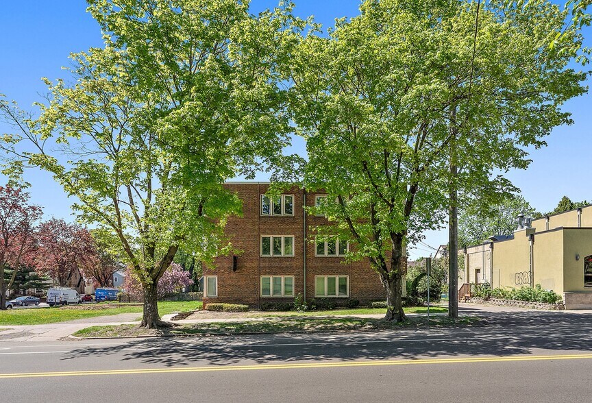 Cleveland Terrace portefeuille de 2 biens à vendre sur LoopNet.fr - Photo de l’immeuble – Image 2 sur 5