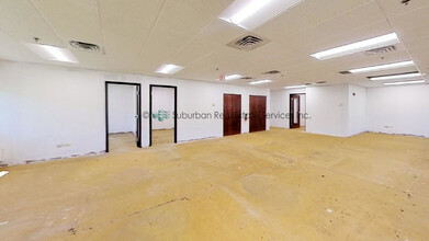 1717 N Naper Blvd, Naperville, IL à louer Photo intérieure– Image 2 sur 4