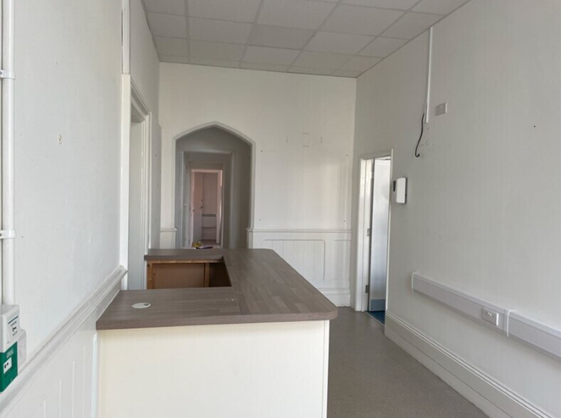 11 Huntspill Rd, Taunton à louer - Photo de l’immeuble – Image 3 sur 7