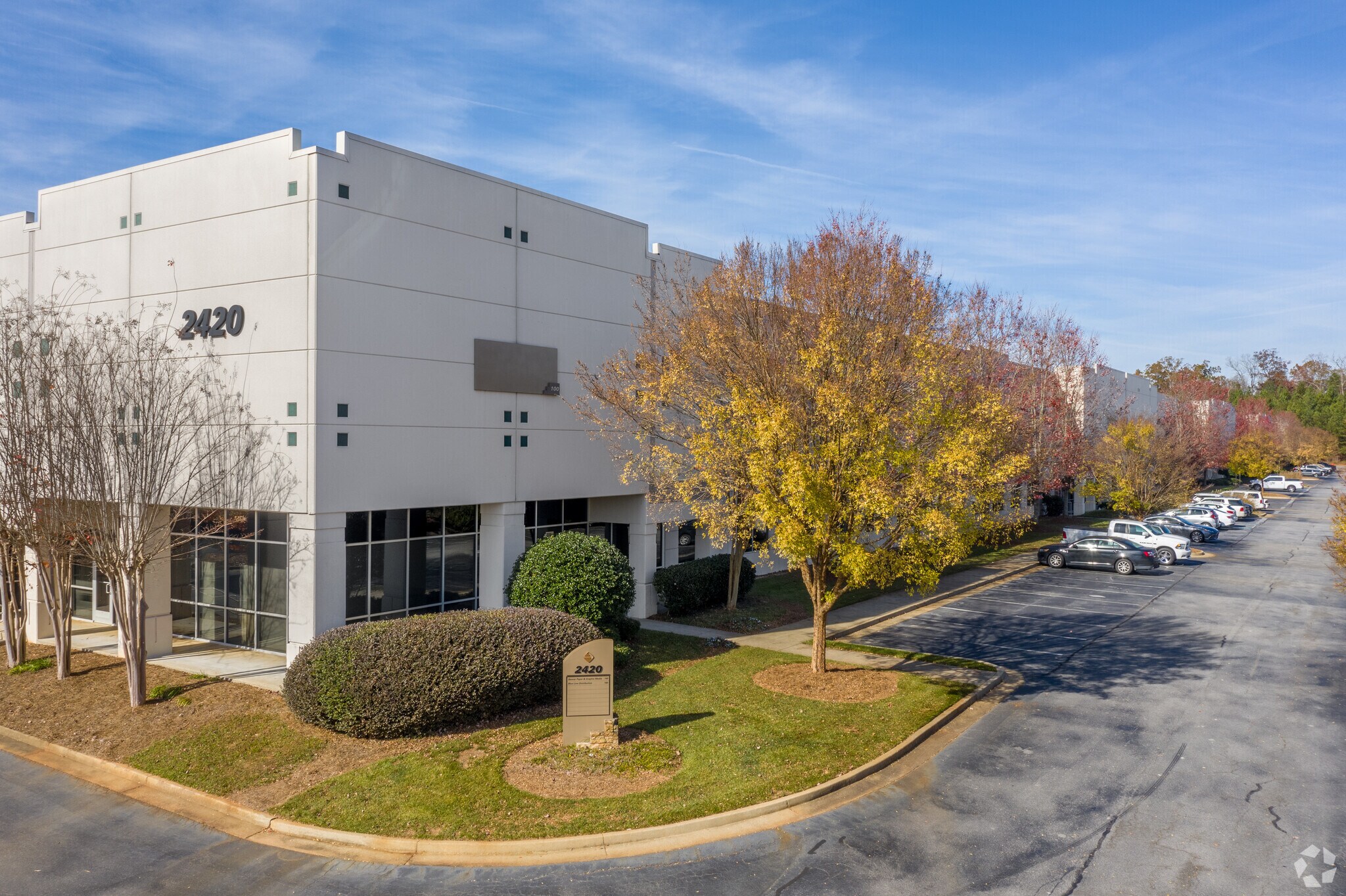 2420 Tech Center Pky, Lawrenceville, GA à louer Photo de l’immeuble– Image 1 sur 7