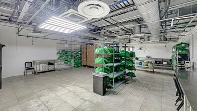 4145 Wagon Trail Ave, Las Vegas, NV à vendre Photo intérieure– Image 2 sur 22