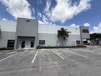 Plus de détails pour 1865 S Powerline Rd, Deerfield Beach, FL - Industriel/Logistique à louer