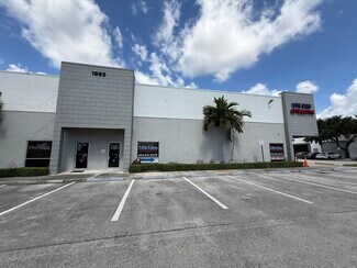 Plus de détails pour 1865 S Powerline Rd, Deerfield Beach, FL - Industriel/Logistique à louer