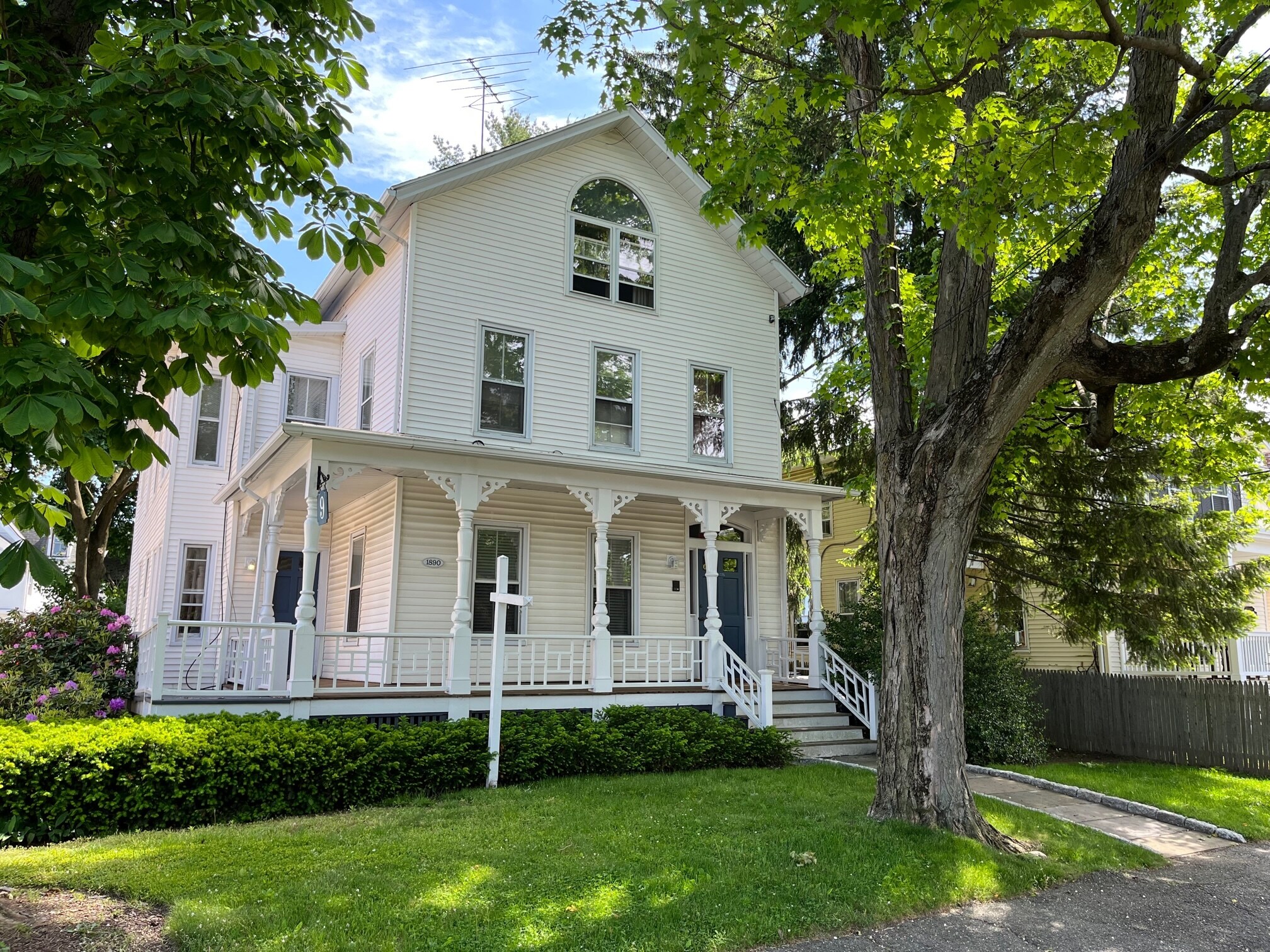 9 Berkeley St, Norwalk, CT à louer Photo principale– Image 1 sur 14