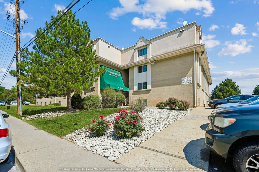 7655 W 67th Ave, Arvada, CO à vendre - Photo principale – Image 1 sur 37