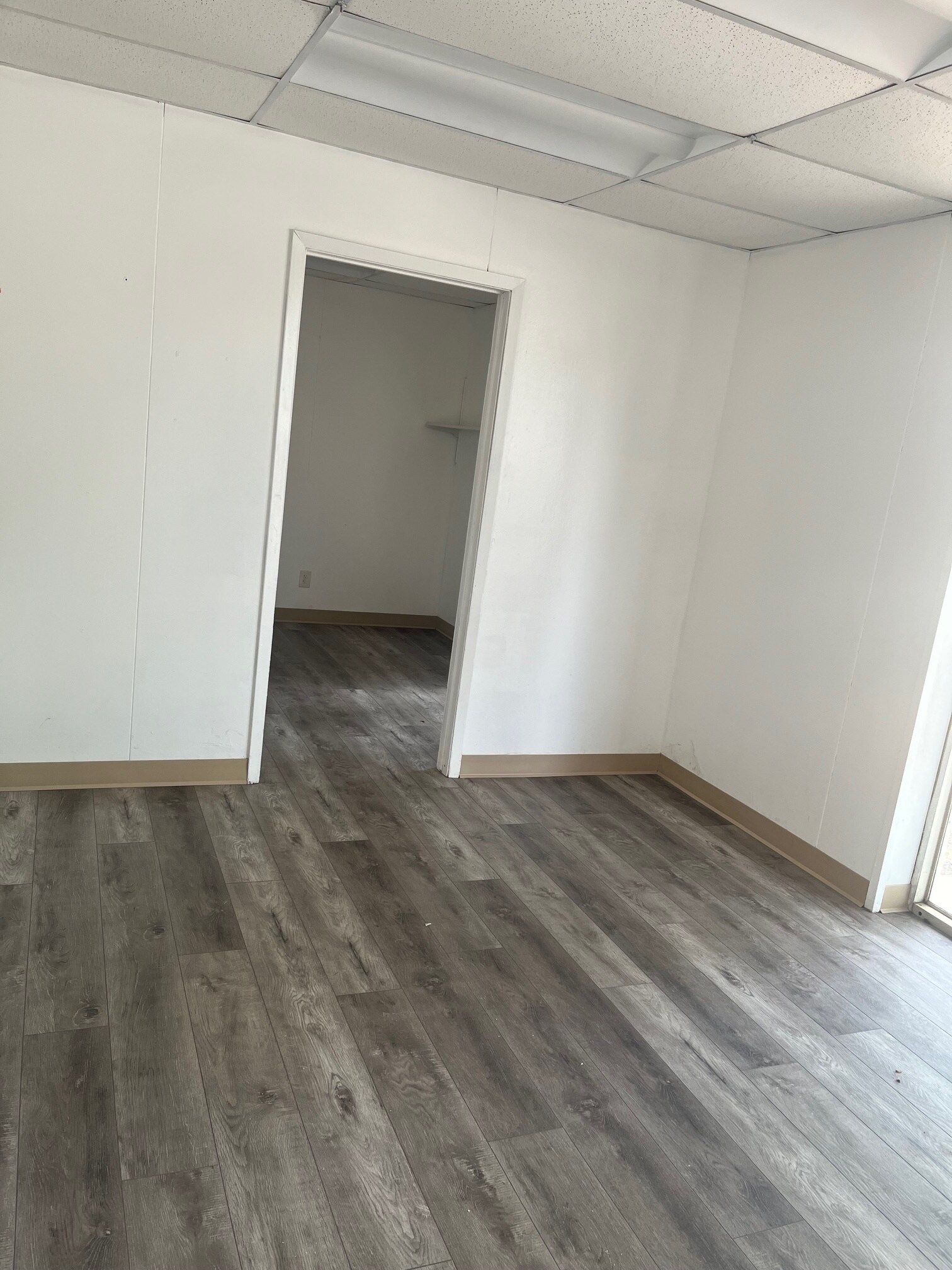 206 Pecan St, Arlington, TX à louer Photo intérieure– Image 1 sur 7