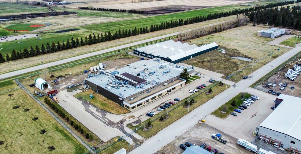5807 47 Av, Olds, AB à vendre - Photo de l’immeuble – Image 2 sur 8