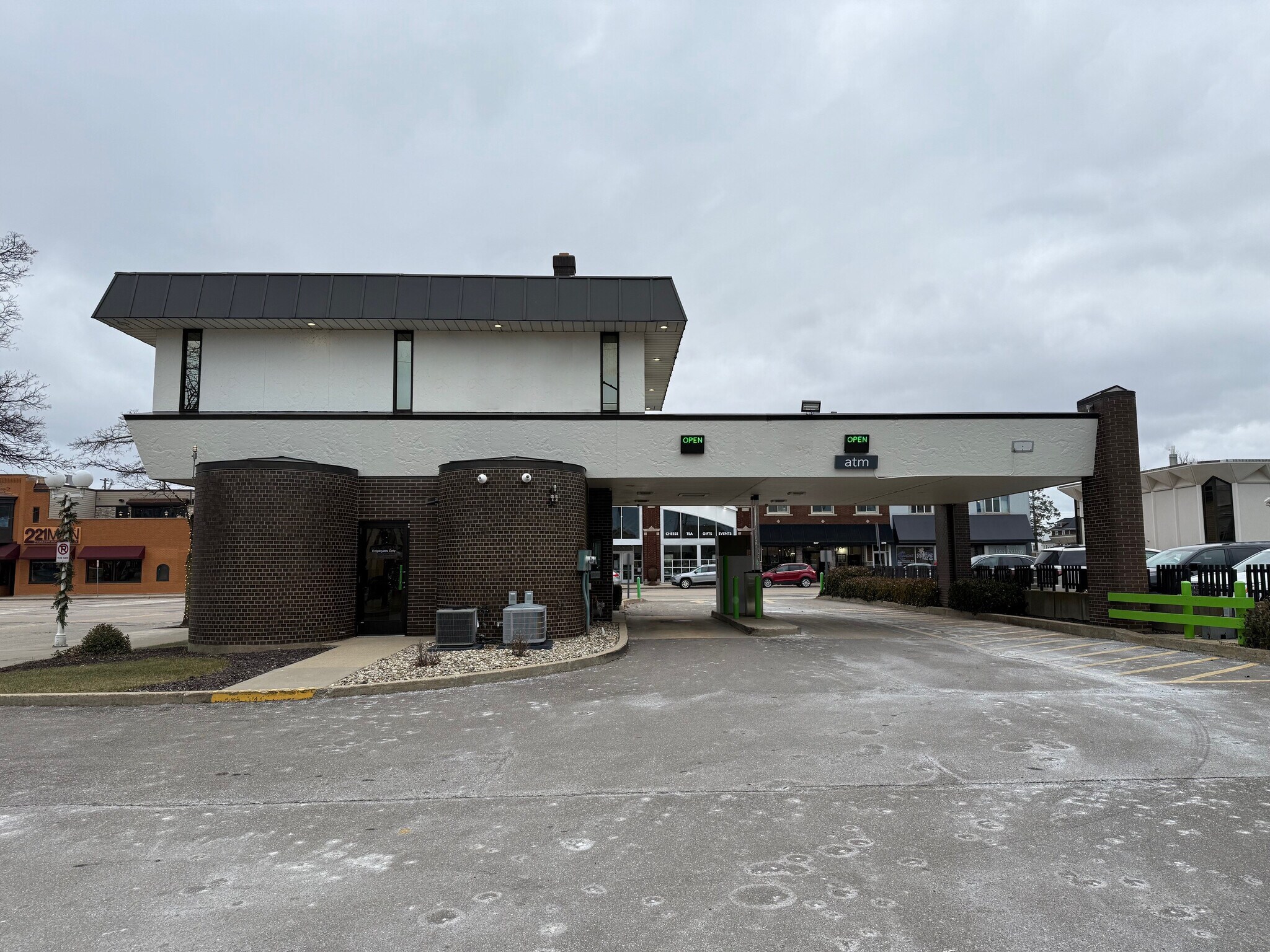 300 Main St, Saint Joseph, MI à vendre Photo principale– Image 1 sur 15