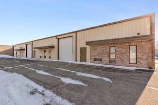 Plus de détails pour 105 Wilmont Dr, Waukesha, WI - Local d’activités à vendre