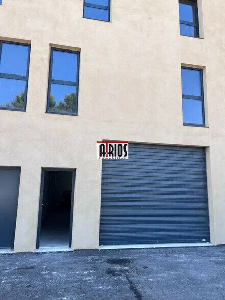 Industriel/Logistique dans La Garde à louer - Photo de l’immeuble – Image 3 sur 4