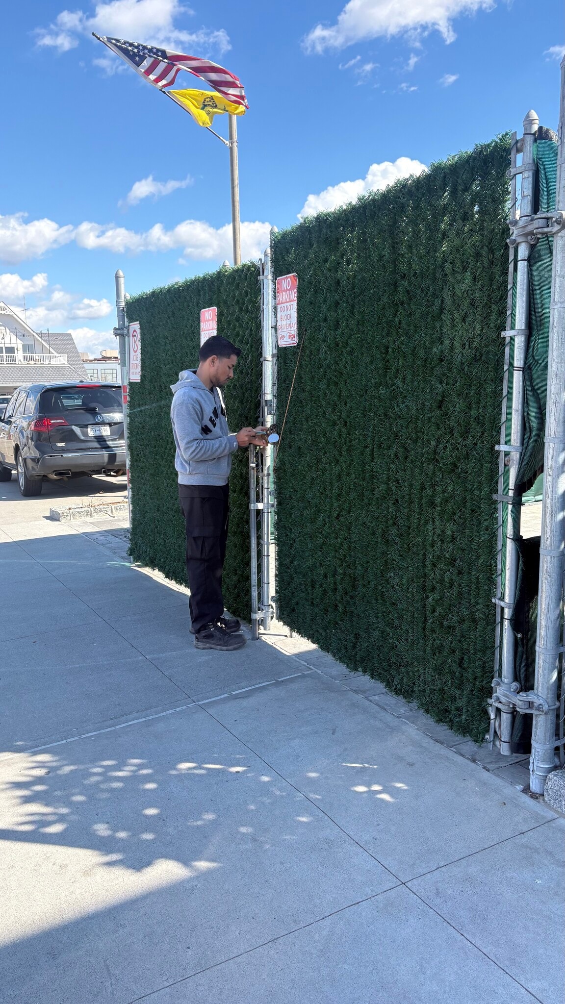 158-01 Cross Bay Boulevard, Howard Beach, NY à louer Photo principale– Image 1 sur 5