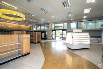 409 Stokes Rd, Medford, NJ à louer Photo intérieure– Image 2 sur 13