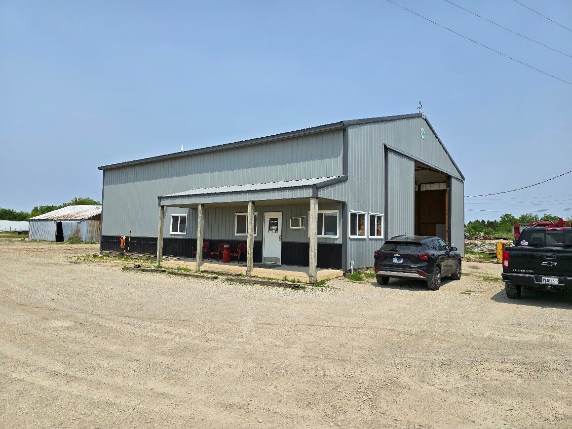 808 W Walnut St, Fairbury, IL à vendre Photo principale– Image 1 sur 45