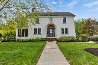 Plus de détails pour 479 Nashua St, Milford, NH - Bureau à vendre