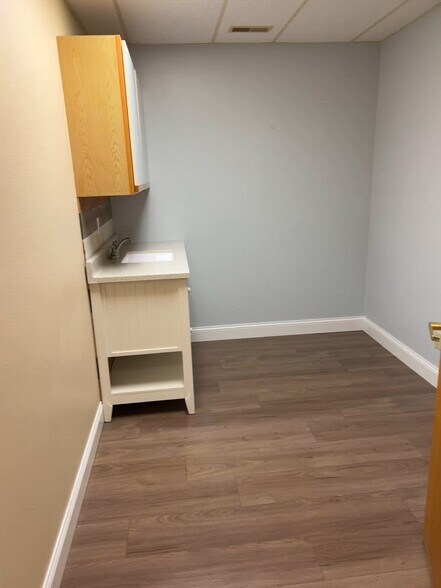 2201 Jackson Blvd, Rapid City, SD à louer - Vidéo sur l’annonce professionnelle – Image 2 sur 17