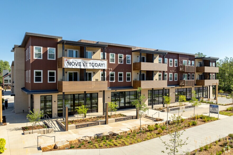 5845 Arapahoe Ave, Boulder, CO à louer - Photo principale – Image 3 sur 83