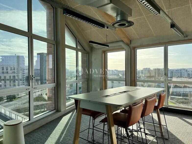 Bureau dans Ivry-sur-Seine à louer - Photo intérieure – Image 3 sur 12