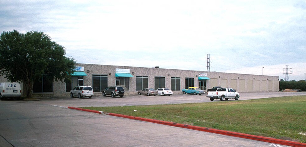 1924 Rankin Rd, Houston, TX à louer - Photo principale – Image 1 sur 8