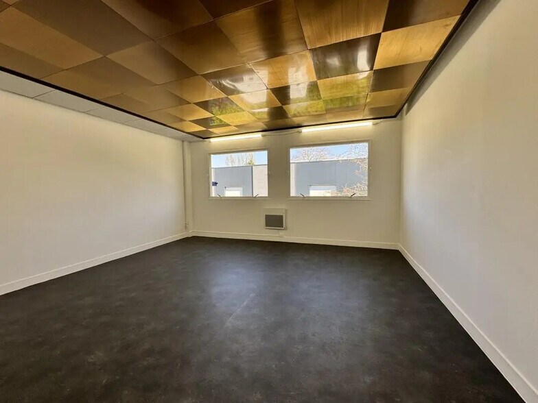 Bureau dans Eaubonne à louer - Photo intérieure – Image 3 sur 13