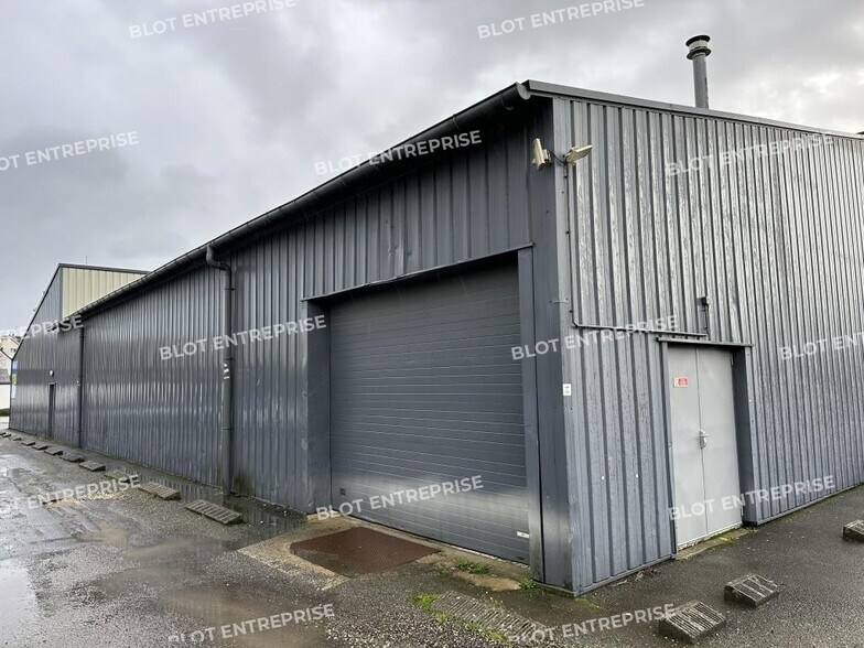 Local commercial dans Lorient à louer - Photo de l’immeuble – Image 3 sur 5