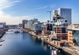 150-182 The Quays, Salford, LAN - VUE AÉRIENNE  vue de carte