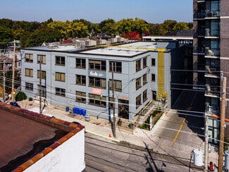 Plus de détails pour 349 Carlaw Ave, Toronto, ON - Bureau à louer