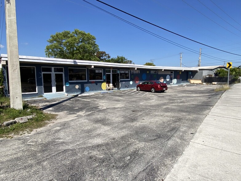 4231 N Dixie Hwy, Oakland Park, FL à vendre - Photo principale – Image 1 sur 5