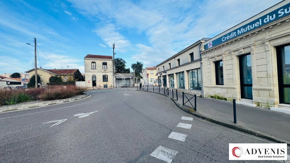 Local commercial dans Bordeaux à louer - Photo de l’immeuble – Image 2 sur 12