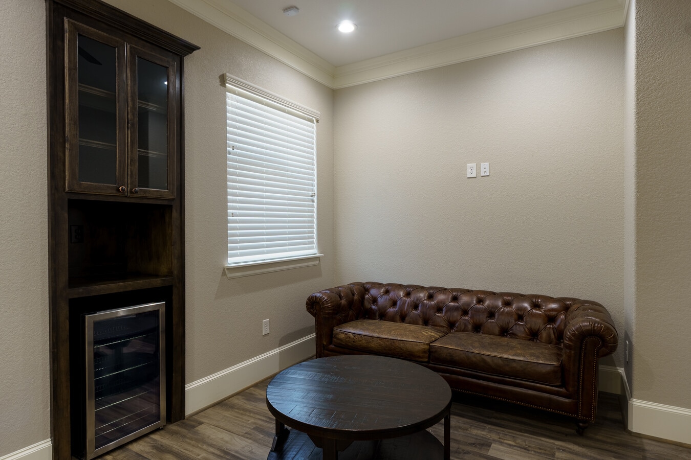 12243 Queenston Blvd, Houston, TX 77095 - Lot J -  - Photo intérieure - Image 1 of 18
