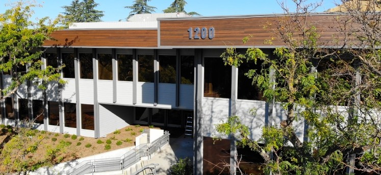 1200, 1250 & 1350 Montego Way portefeuille de 3 biens à vendre sur LoopNet.fr - Photo de l’immeuble – Image 2 sur 2