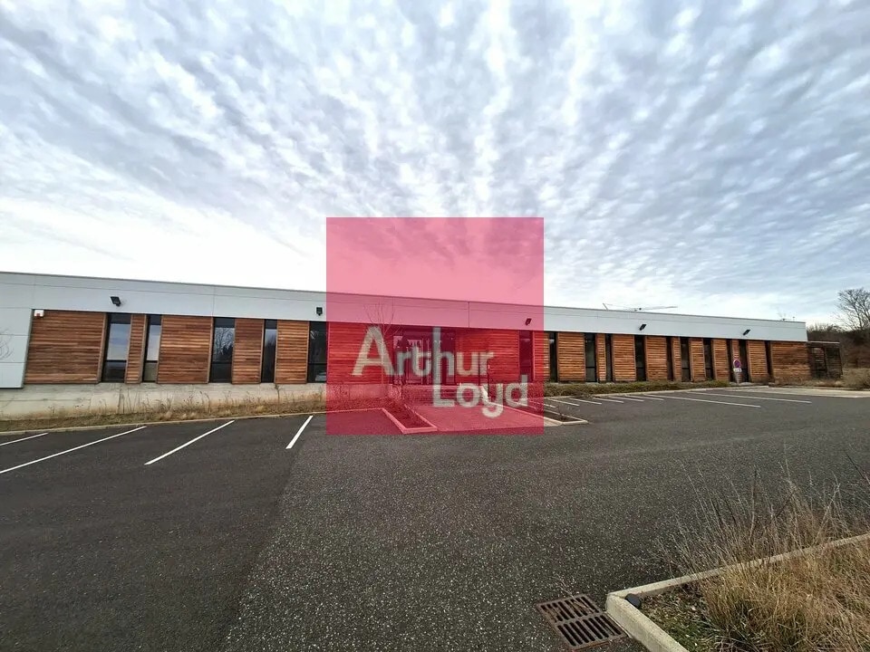 Bureau dans Châtel-Guyon à vendre Photo de l’immeuble– Image 1 sur 15