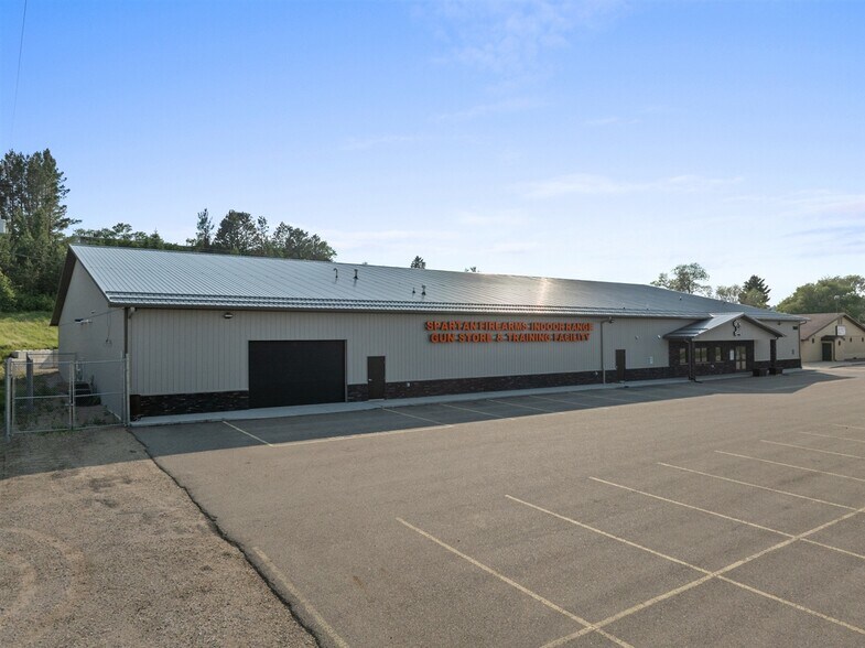 7051 Highway 2 and 52 W, Minot, ND à vendre - Photo de l’immeuble – Image 3 sur 49