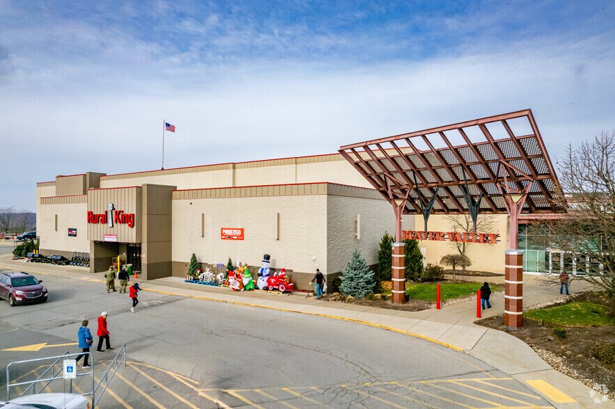 570 Beaver Valley Mall, Monaca, PA à louer - Photo principale – Image 1 sur 14