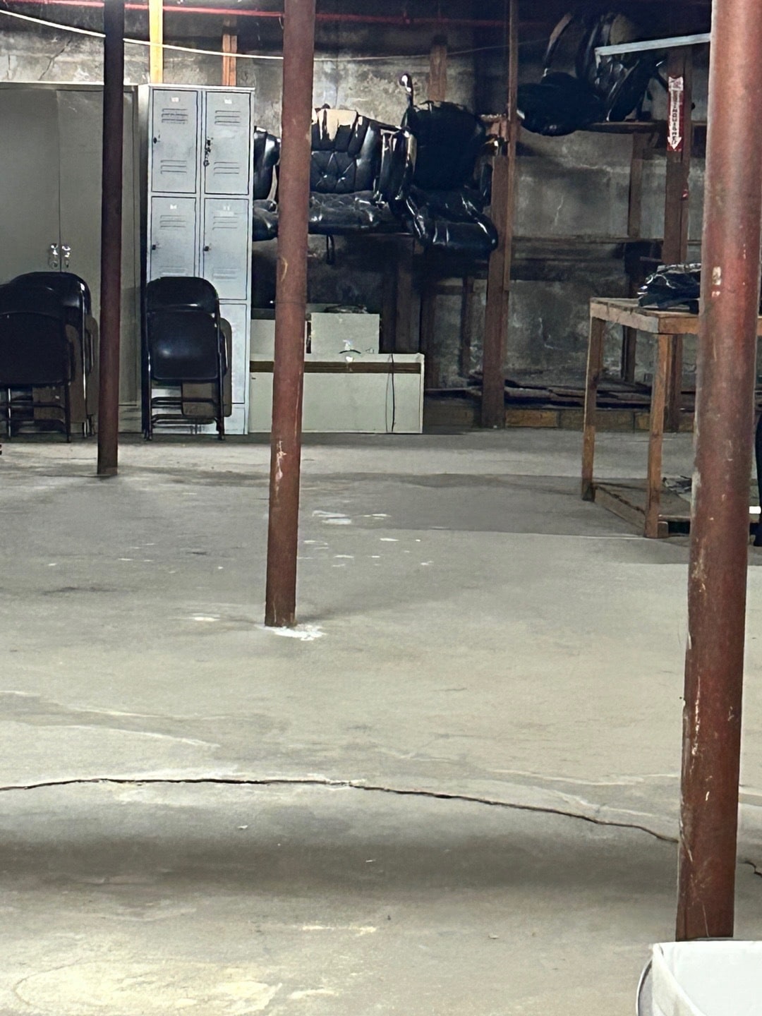 24525 Jericho Tpke, Bellerose, NY à louer Photo intérieure– Image 1 sur 6