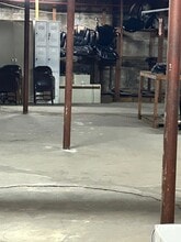 24525 Jericho Tpke, Bellerose, NY à louer Photo intérieure– Image 1 sur 6