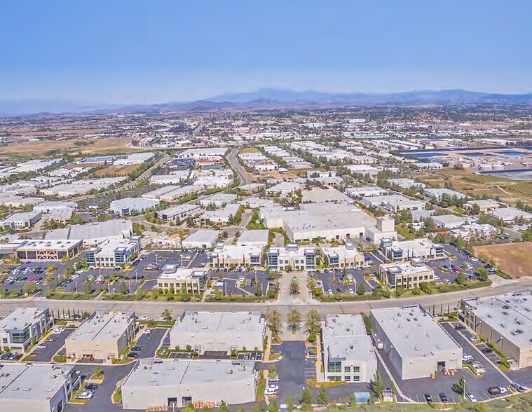 27375-27381 Via Industria, Temecula, CA à louer - Aérien – Image 3 sur 5