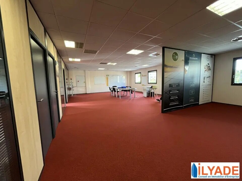 Bureau dans Aubagne à louer Photo de l’immeuble– Image 1 sur 5