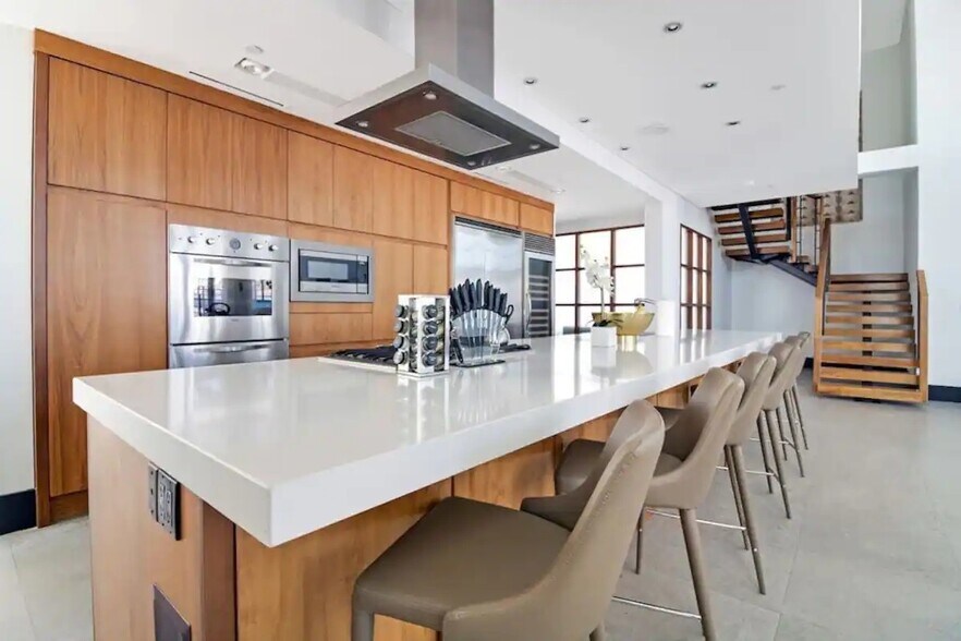 826 Collins Ave, Miami Beach, FL à vendre - Photo de l’immeuble – Image 2 sur 9