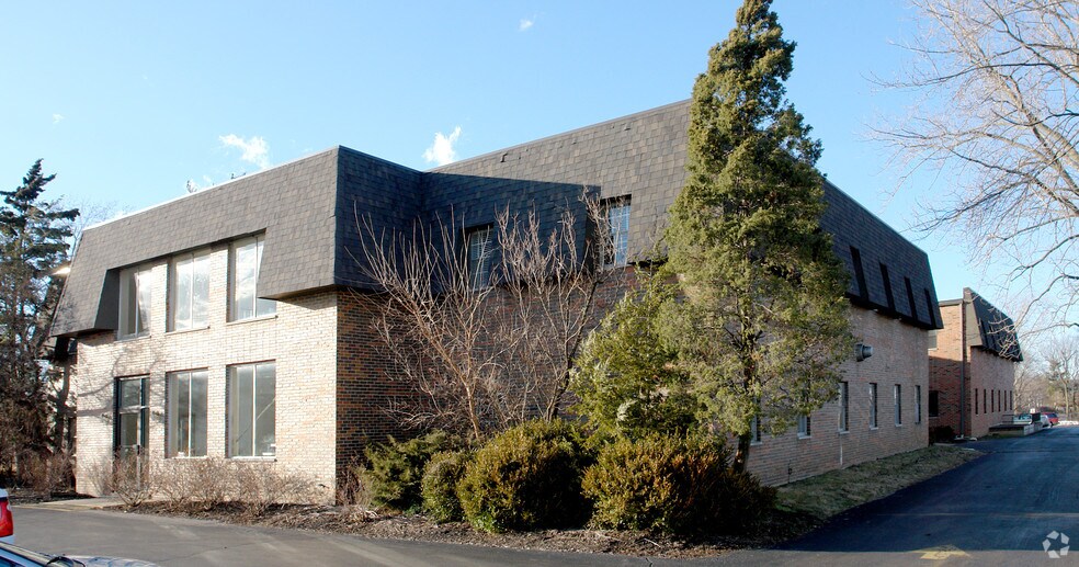 1170 Old Henderson Rd, Columbus, OH à louer - Photo de l’immeuble – Image 2 sur 9