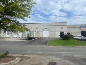 1453-1455 Dave Lyle Blvd, Rock Hill, SC à louer Photo de l’immeuble– Image 1 sur 8