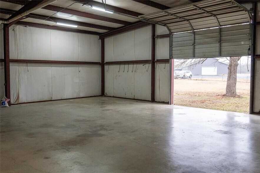 6201 Acacia Dr, Leander, TX à louer - Photo de l’immeuble – Image 2 sur 9