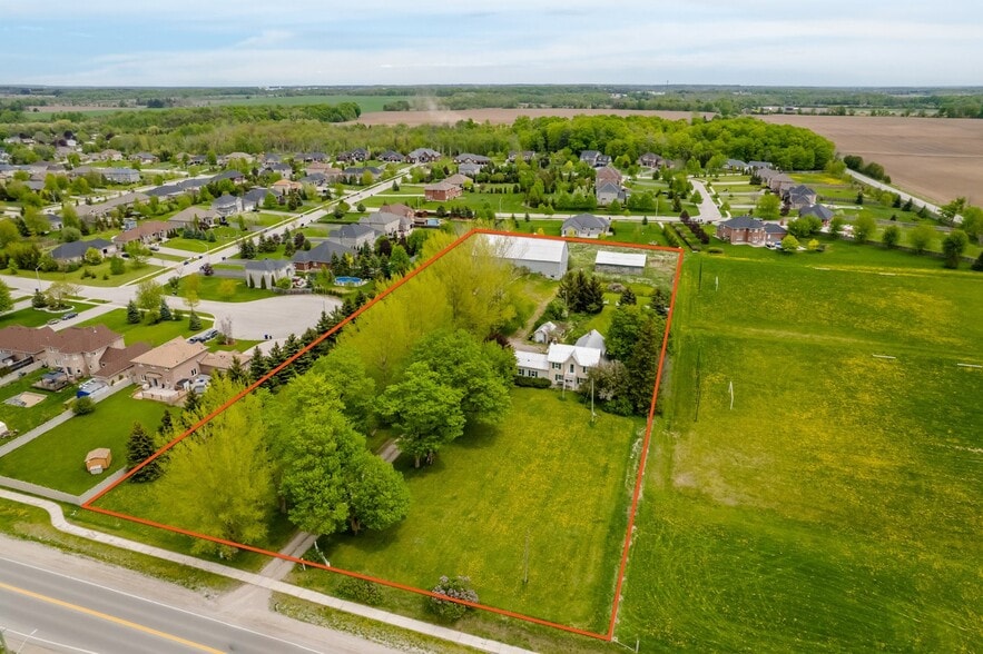 6649 Simcoe County Road 27, Thornton, ON à vendre - Aérien – Image 1 sur 8