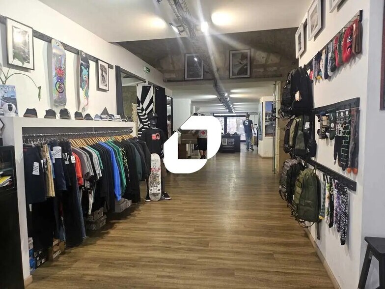 Local commercial dans Montpellier à louer - Photo de l’immeuble – Image 2 sur 7