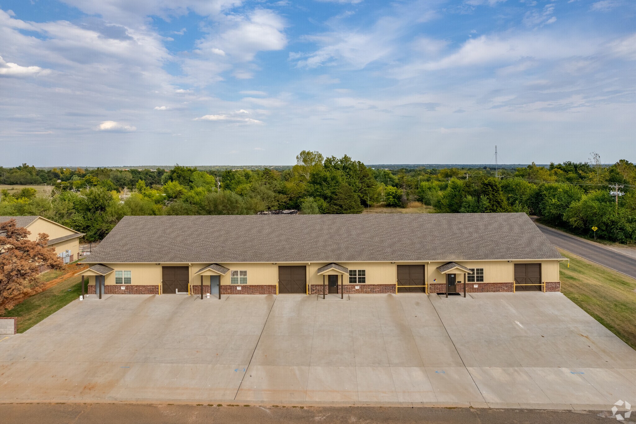 6932 Highwater Cir, Edmond, OK à louer Photo principale– Image 1 sur 9