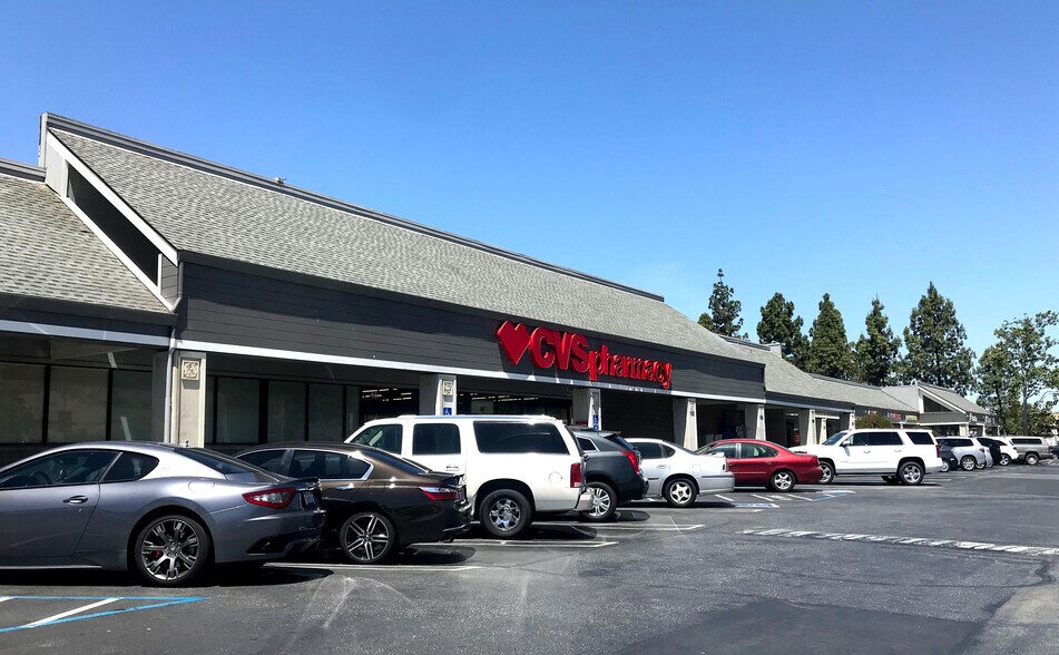 5-125 N Milipitas, Milpitas, CA à louer - Photo de l’immeuble – Image 2 sur 5