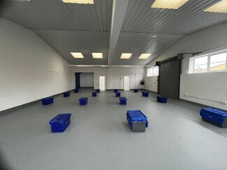 Plus de détails pour Station Rd, Hailsham - Industriel/Logistique à louer